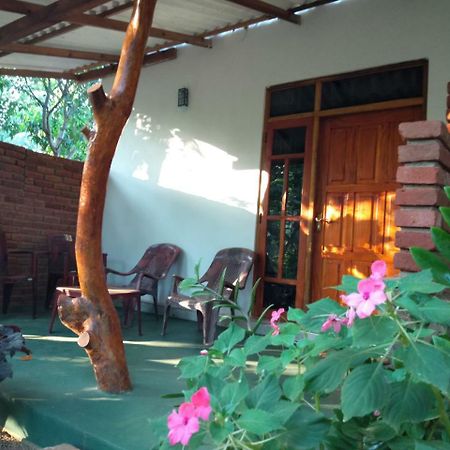 Amaya River Side Homestay Sigiriya Exterior foto